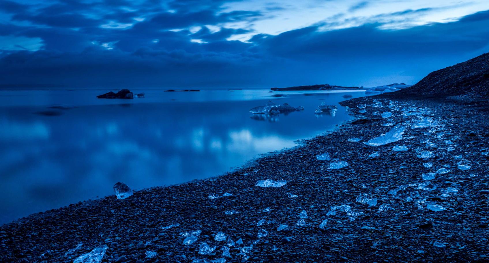 时空中的绘旅人：多酷游戏助手怎么注册账号
