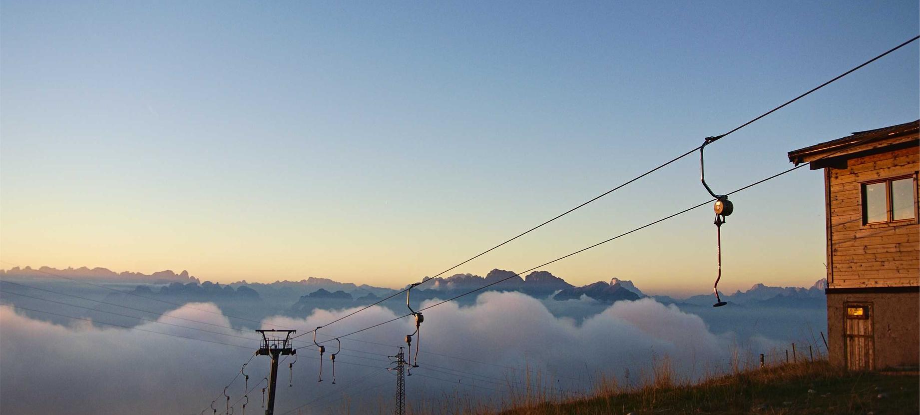 腾讯云国际站实名账号：哈银消费金融app详情下载教程