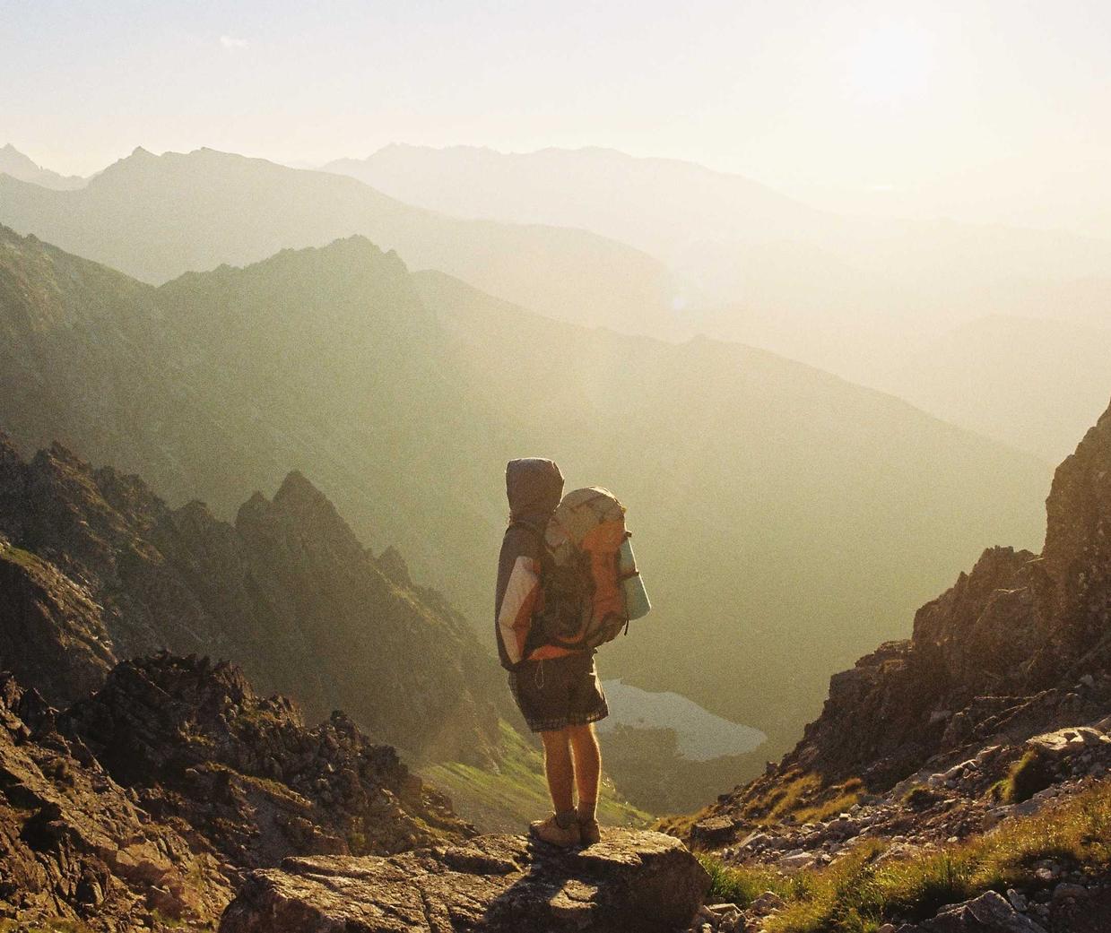 乐语通信实名账号：酒水代理服务平台